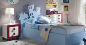 Детская кроватка и прикроватная тумбочка от фабрики MAV
