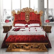 Красно-золотая мебель для спальной комнаты