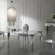 Светлый набор для столовой комнаты от DV Home Collection.