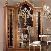 Большая витрина из коллекции Regency