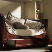 Диван - кровать с выдвижным подкроватным ящиком Clandine