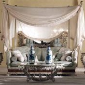 Трехместный диван с балдахином из коллекции REGENCY 